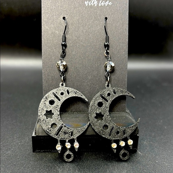 Elegant Black Crescent Moon Earrings - Picture 1 of 5